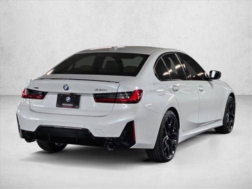 Mineral White Metallic 2026 BMW 330 xDrive NA