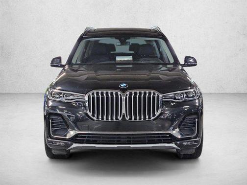Black Sapphire Metallic 2022 BMW X7 xDrive40i