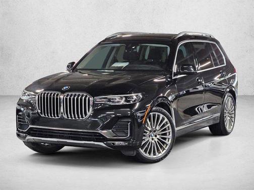 Black Sapphire Metallic 2022 BMW X7 xDrive40i