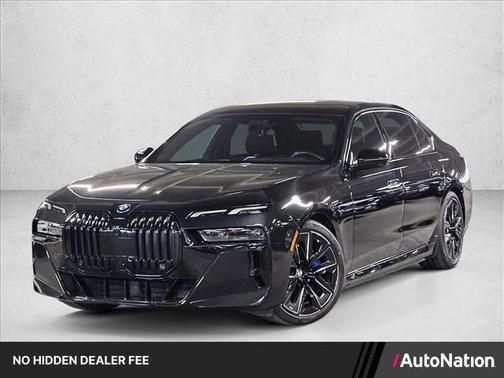 Black Sapphire Metallic 2023 BMW i7 xDrive60