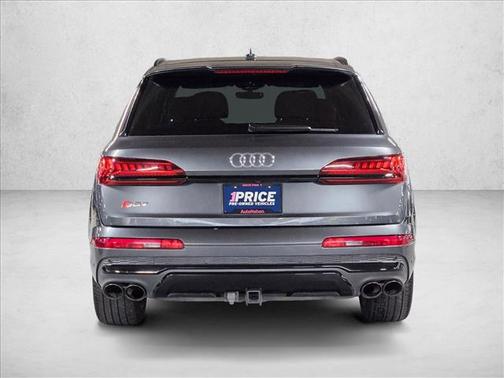 Daytona Gray Pearl Effect 2024 Audi SQ7 4.0T Prestige