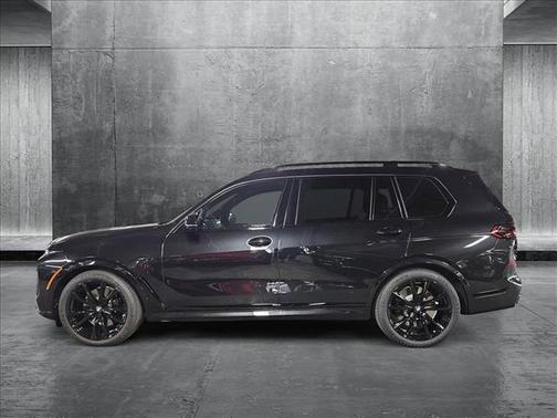 2026 BMW X7 M60i
