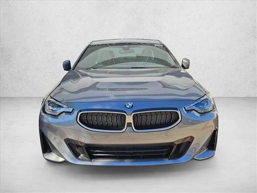 2025 BMW 230 i