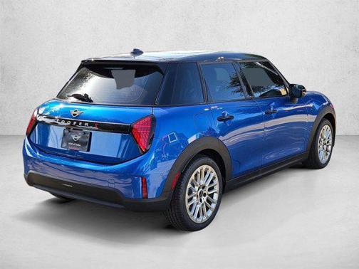 Icy Sunshine Blue Metallic 2025 MINI Hardtop Cooper S