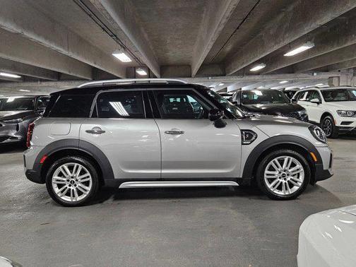 Melting Silver III Metallic 2023 MINI Countryman Cooper S