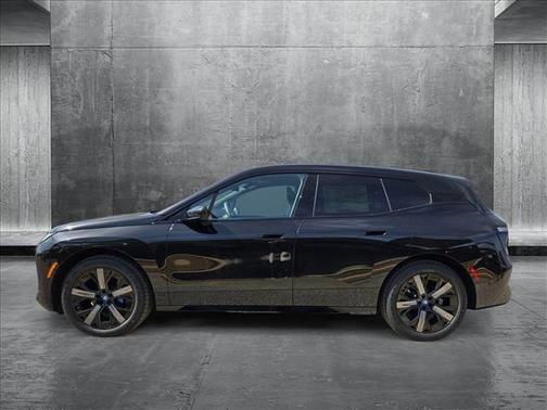 2025 BMW iX xDrive50