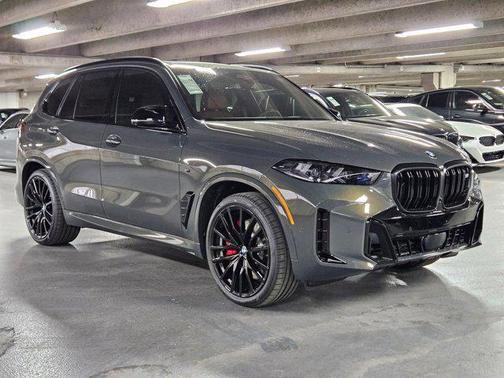 2026 BMW X5 M60i