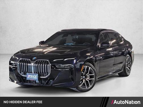 Carbon Black Metallic 2025 BMW 740 740i