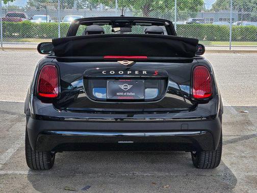 Midnight Black II Metallic 2026 MINI Convertible Cooper S