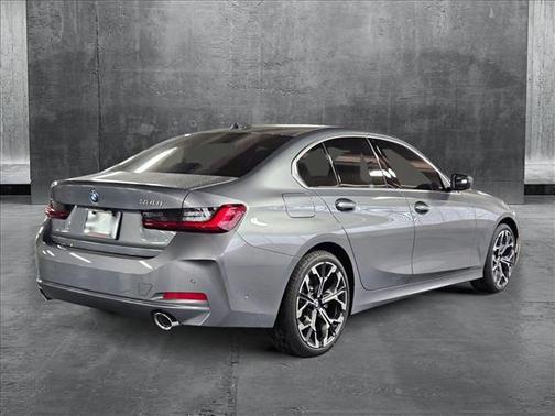 2025 BMW 330 i