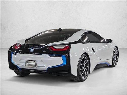 White 2016 BMW i8 2dr Cpe