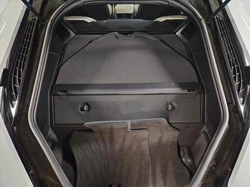 White 2016 BMW i8 2dr Cpe