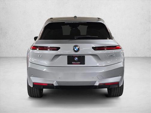 2026 BMW iX xDrive45