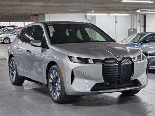 2026 BMW iX xDrive45