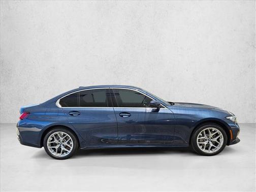 Arctic Race Blue Metallic 2026 BMW 330 xDrive NA