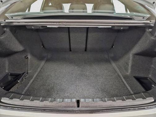 2025 BMW 330 330i Sedan