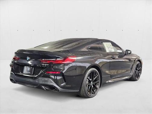 2025 BMW 840 i