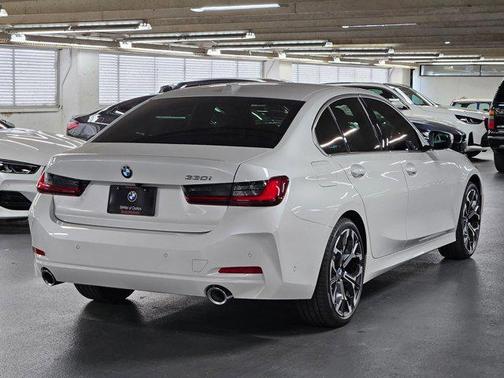 Mineral White Metallic 2026 BMW 330 NA