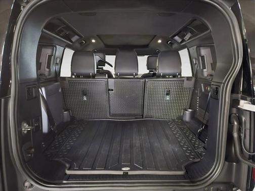 2023 Land Rover Defender 110 X-Dynamic SE