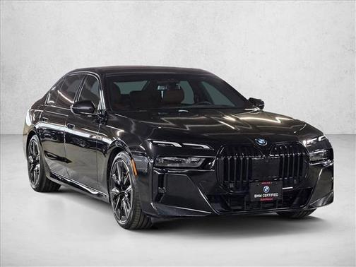 Black Sapphire Metallic 2023 BMW 760 i xDrive