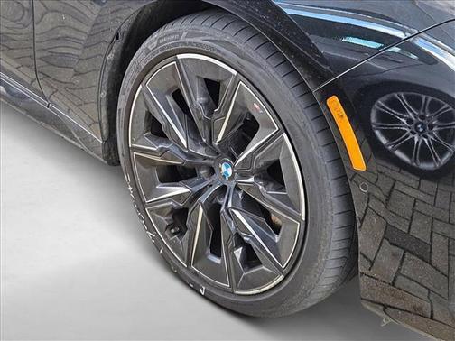2023 BMW 760 i xDrive