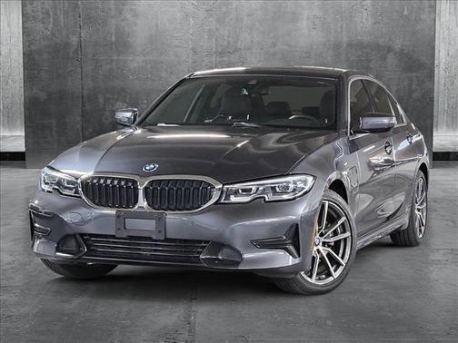 2022 BMW 330e Base