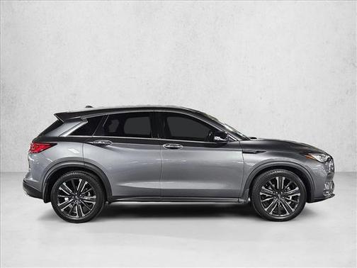 2022 INFINITI QX50 LUXE