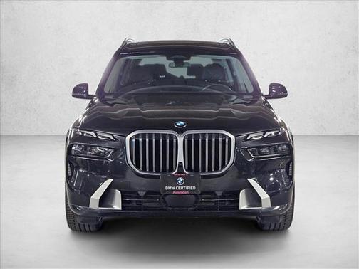 Black Sapphire Metallic 2024 BMW X7 xDrive40i