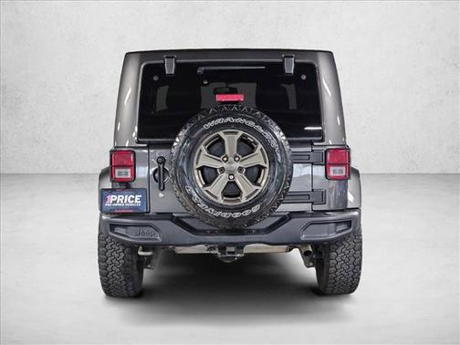 Granite Crystal Metallic Clearcoat 2018 Jeep Wrangler JK Golden Eagle