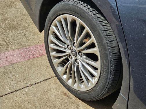 2019 Toyota Avalon Limited