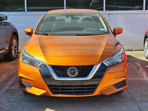 2020 Nissan Versa 1.6 SV