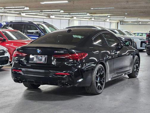 2026 BMW M440 i xDrive