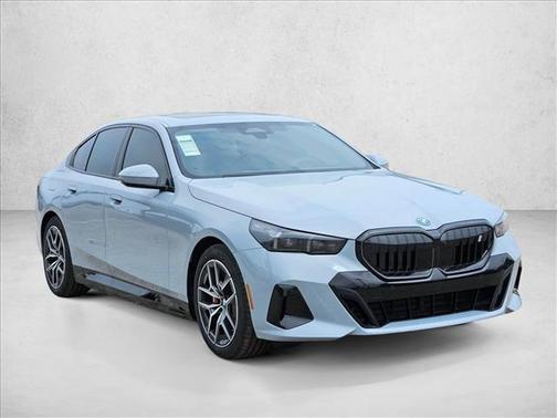 Brooklyn Grey Metallic 2026 BMW i5 eDrive40