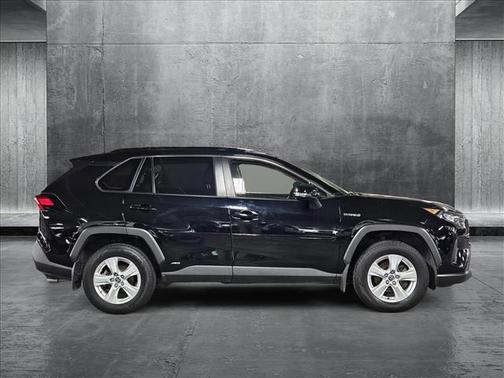 2021 Toyota RAV4 Hybrid LE