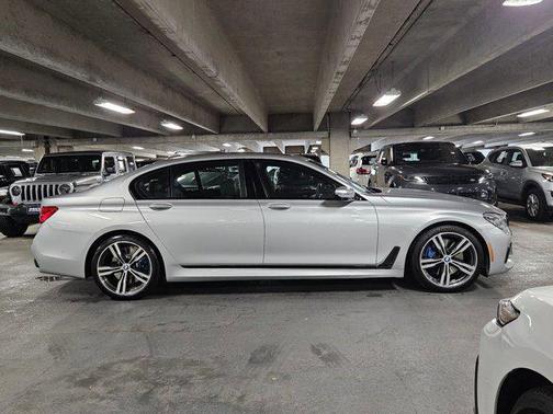 Glacier Silver Metallic 2018 BMW 750 I