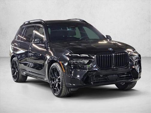 Black Sapphire Metallic 2025 BMW X7 xDrive40i