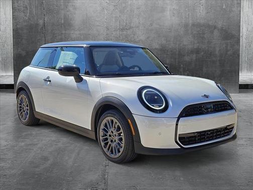 2025 MINI Hardtop Cooper