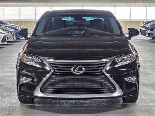 2017 Lexus ES 350 Base