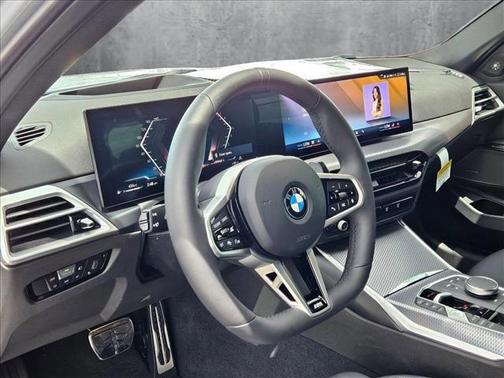2025 BMW 330 i