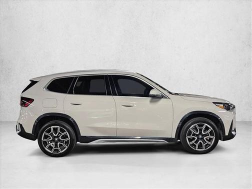 Dune Grey Metallic 2026 BMW X1 xDrive28i