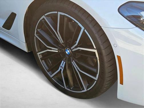2021 BMW 530 xDrive