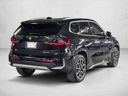 Black Sapphire Metallic 2025 BMW X1 xDrive28i