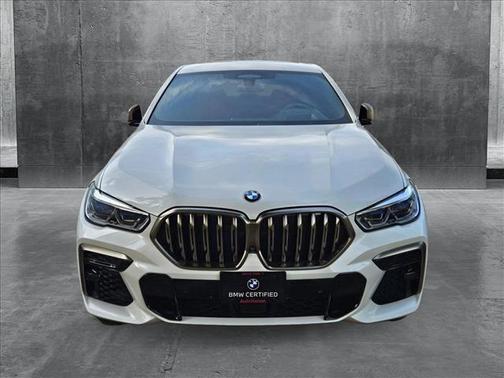 2022 BMW X6 M50i