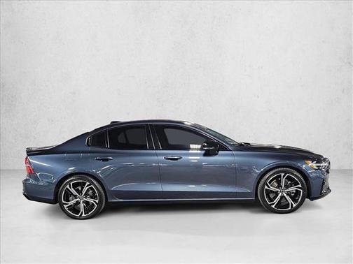 Denim Blue Metallic 2024 Volvo S60 B5 Plus Dark Theme