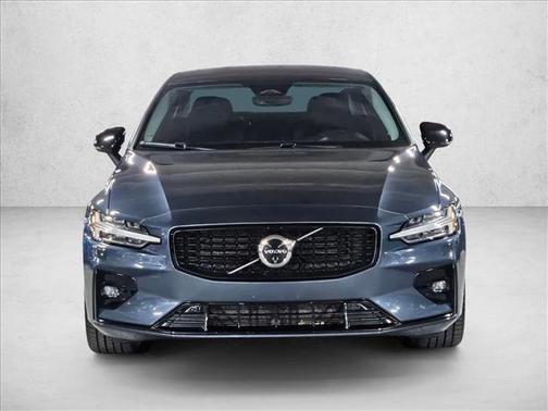 Denim Blue Metallic 2024 Volvo S60 B5 Plus Dark Theme