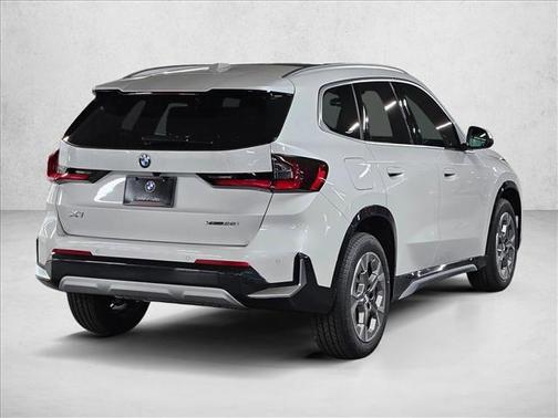 Mineral White Metallic 2026 BMW X1 xDrive28i