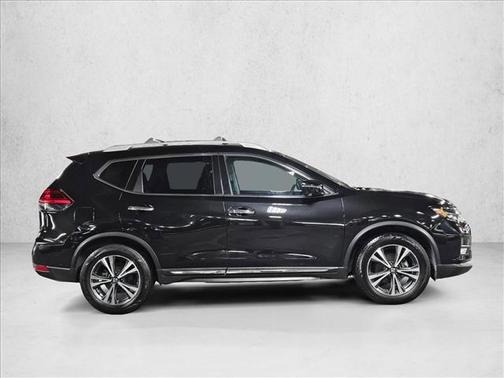 Magnetic Black 2017 Nissan Rogue SL