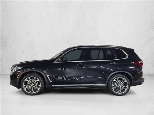 Black Sapphire Metallic 2026 BMW X5 xDrive40i