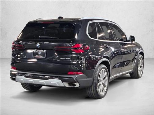 Black Sapphire Metallic 2024 BMW X5 xDrive40i