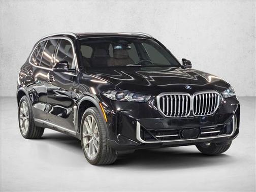 Black Sapphire Metallic 2024 BMW X5 xDrive40i